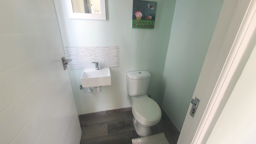 3 Bedroom Property for Sale in Shelley Point Western Cape